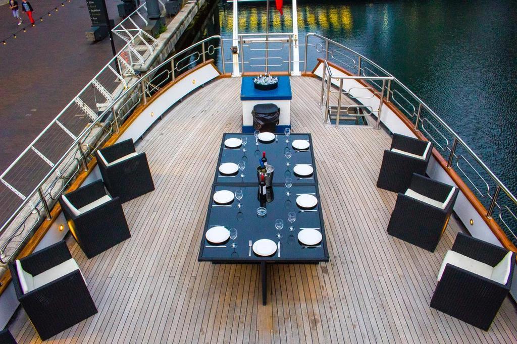 Hotel Absolute Pleasure Yacht London Exterior foto