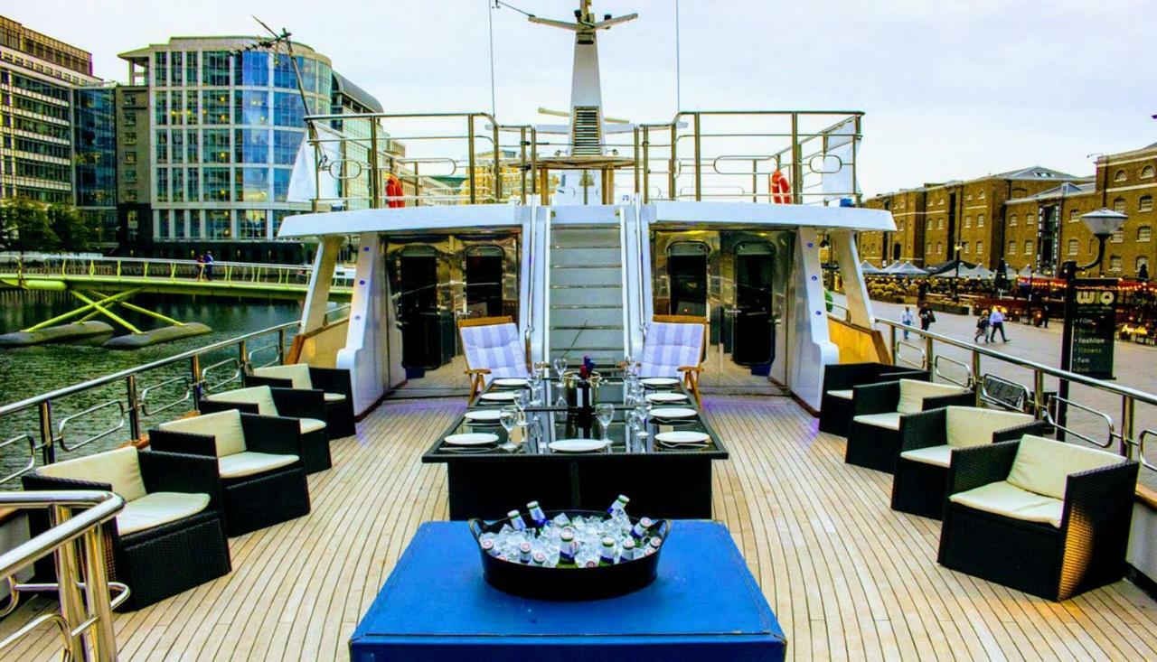 Hotel Absolute Pleasure Yacht London Exterior foto